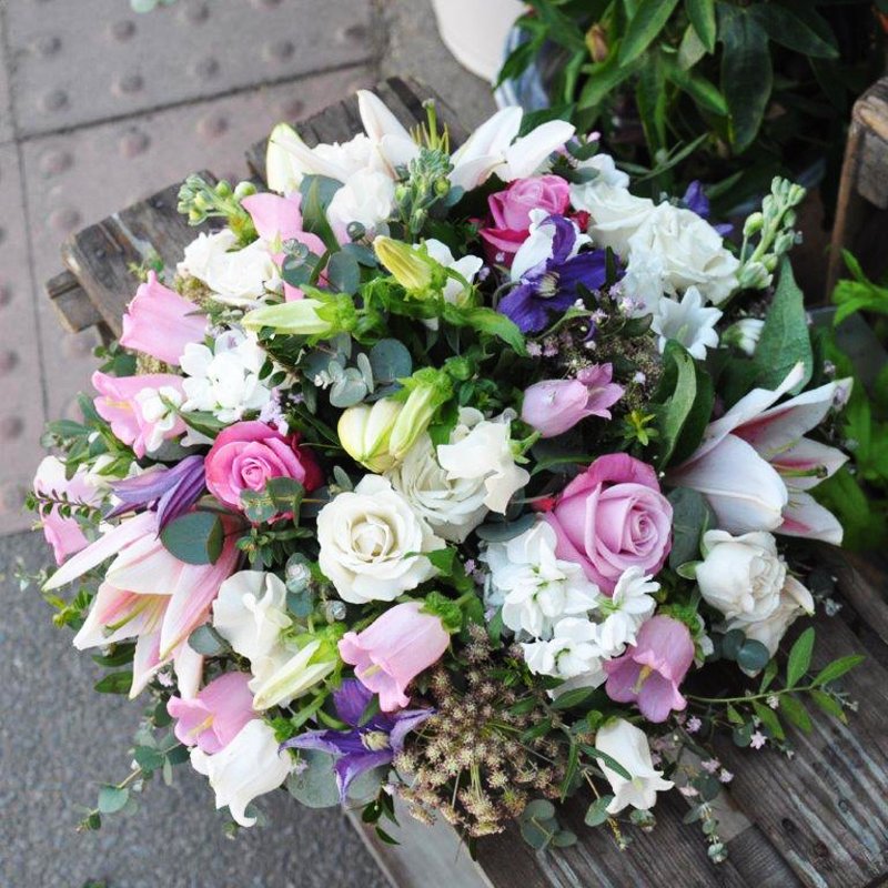 How To Choose The Right Funeral Sympathy Flower - SnapBlooms Blogs