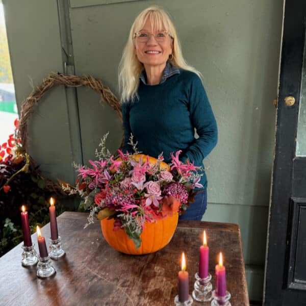 pumpkin flower design class teaching beginners how to arrange flowers in our flower school